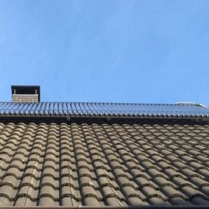 Kollektoren auf dem Dach