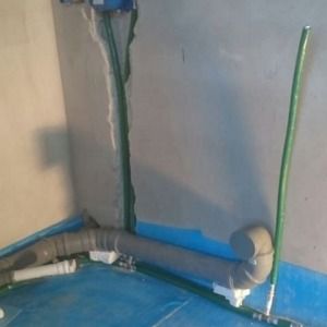 Rohrverlegung für Sanitärbereich